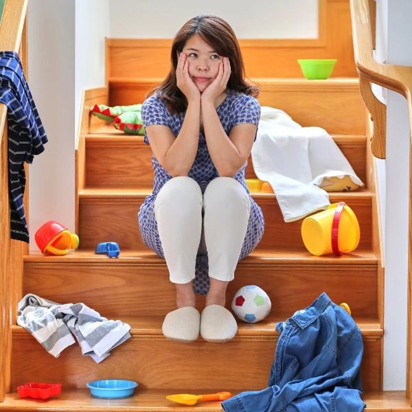 busy parent in messy home needing help with cleaning